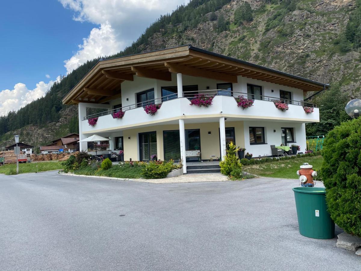 Apartmán Apart Adlerblick Längenfeld Exteriér fotografie